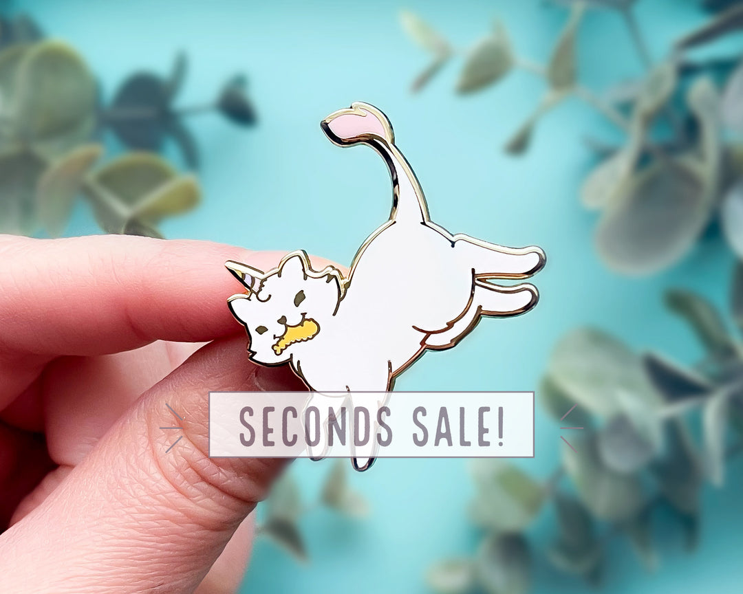Fleecy the Unicorn Kitty Enamel Pin (Seconds)