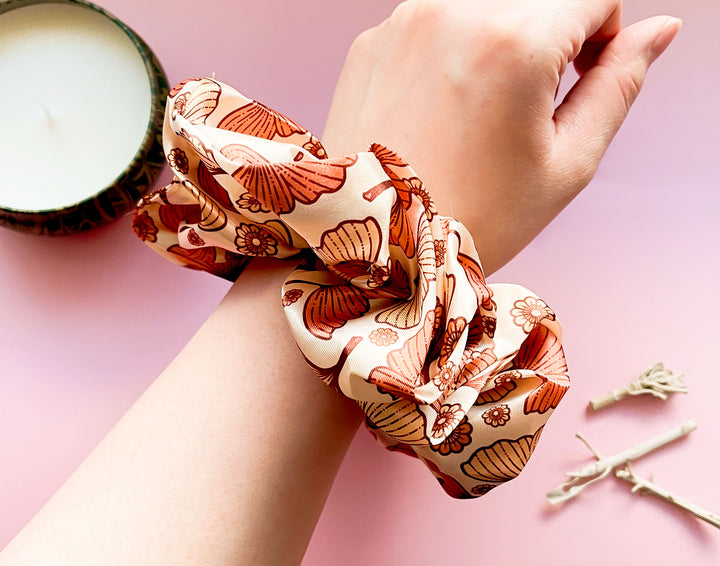 Imogen (Ginkgo Leaves and Flowers) Patterned Hair Tie