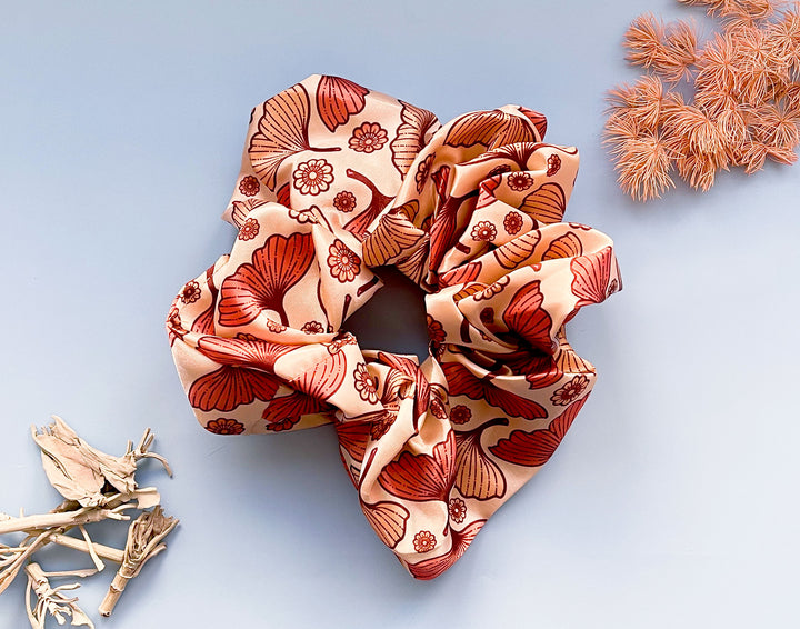 Imogen (Ginkgo Leaves and Flowers) Patterned Hair Tie