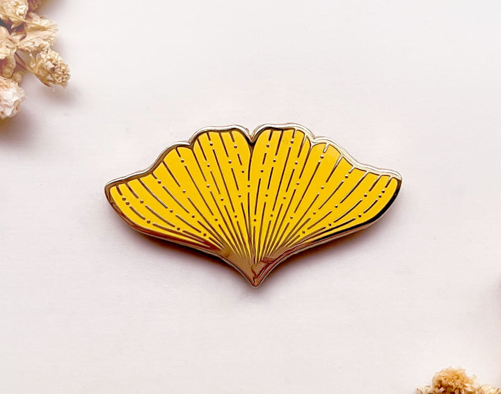 Ginkgo Leaf Needle Minder