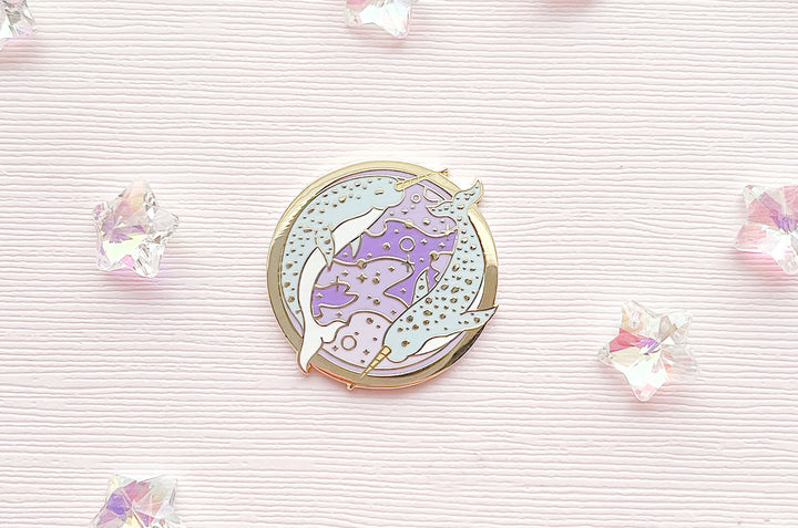 Narwhal Couple Needle Minder