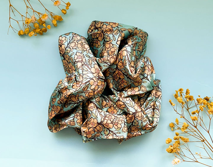 Hoa (Yellow Mai Flowers) Patterned Hair Tie