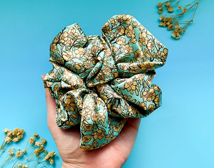 Hoa (Yellow Mai Flowers) Patterned Hair Tie