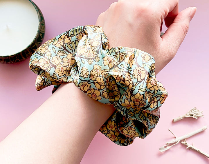 Hoa (Yellow Mai Flowers) Patterned Hair Tie