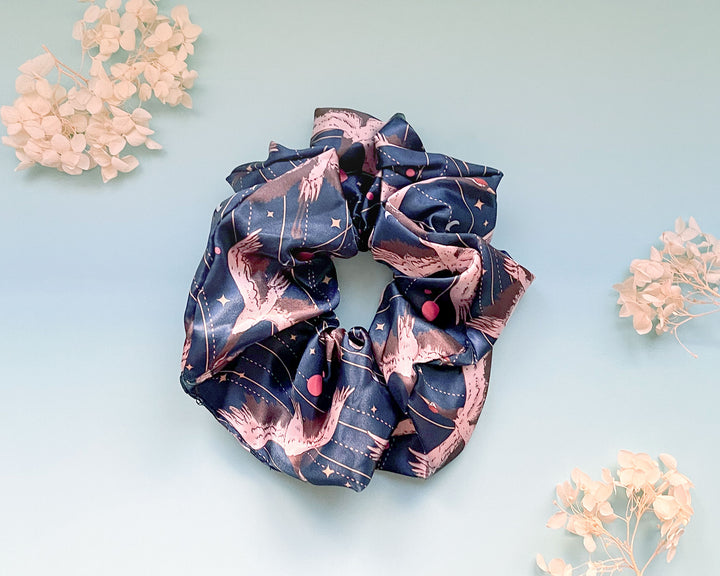 Vale (Red Crowned Cranes) Patterned Hair Tie