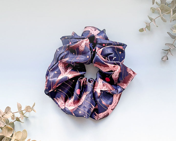 Vale (Red Crowned Cranes) Patterned Hair Tie