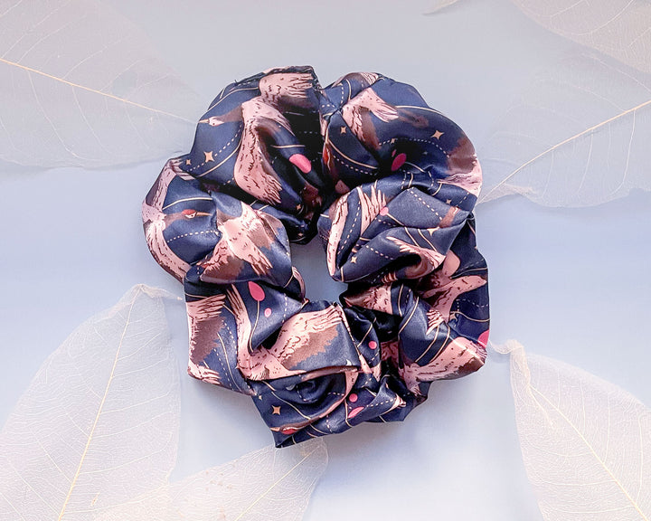 Vale (Red Crowned Cranes) Patterned Hair Tie