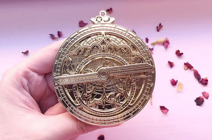 Astrolabe Star Navigator Gold Pin