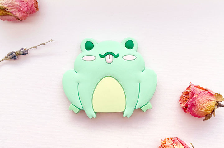 Sitting Frog Magnet