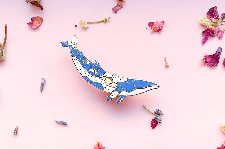 Moons Minke Whale (Lunar Light) Pin
