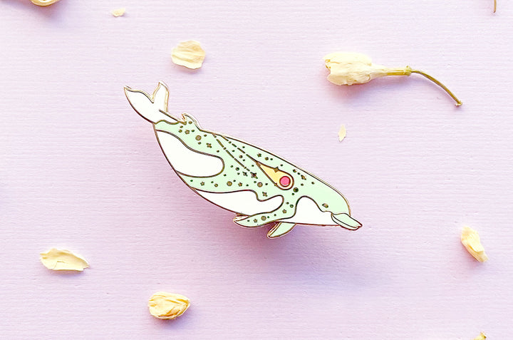 Shepherd's Beaked Whale (Comet Trail) Pin