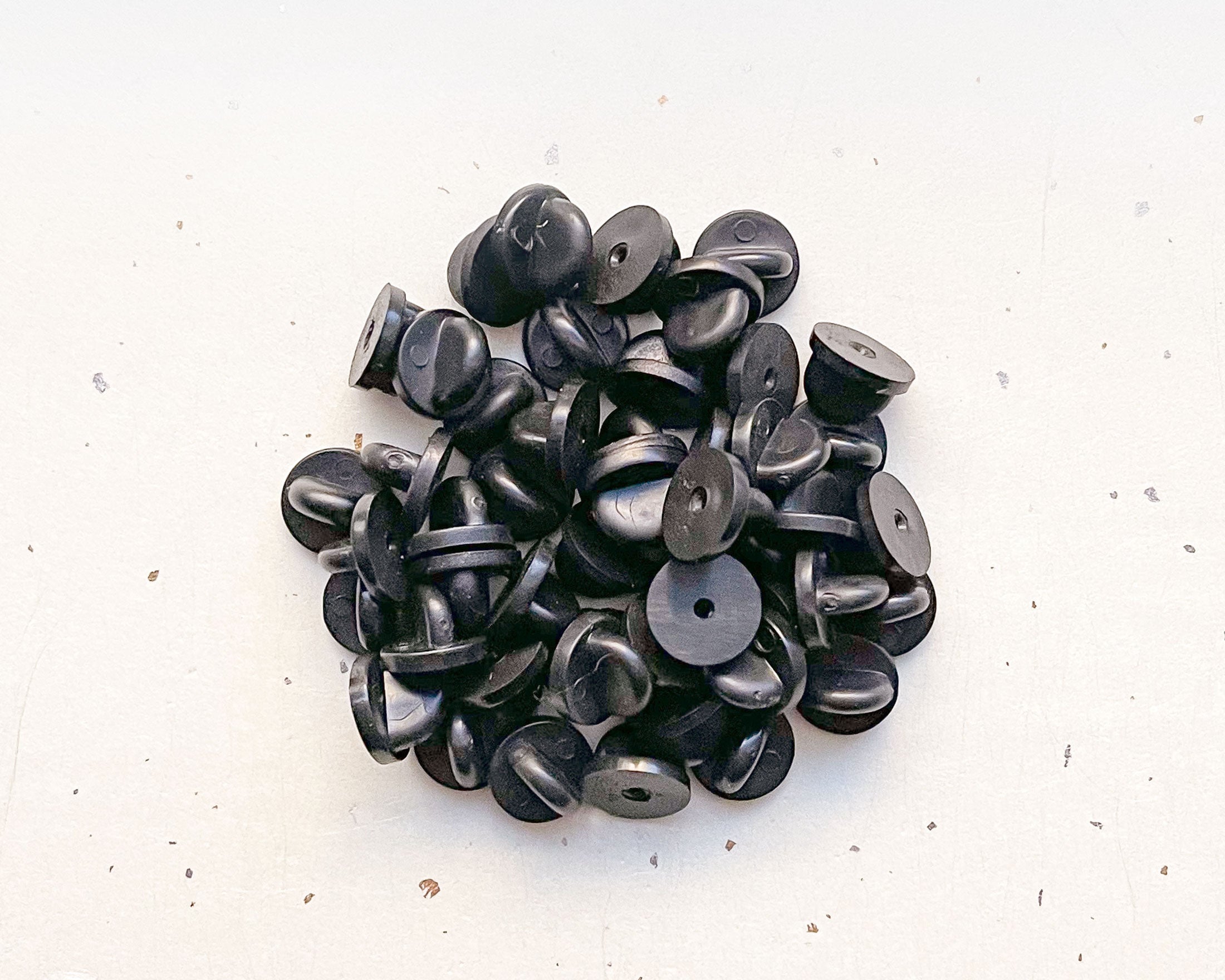 Black Rubber Pin Back (Pack of 100) – Alum and Ink