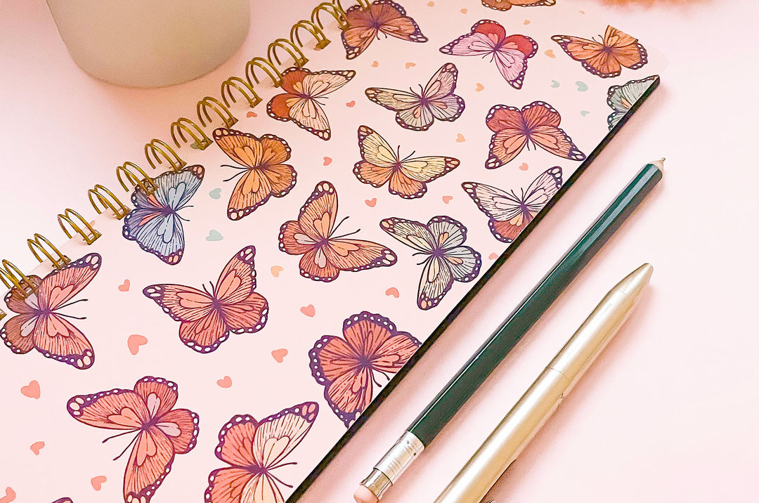 Lovely Monarch Butterflies Weekly Planner