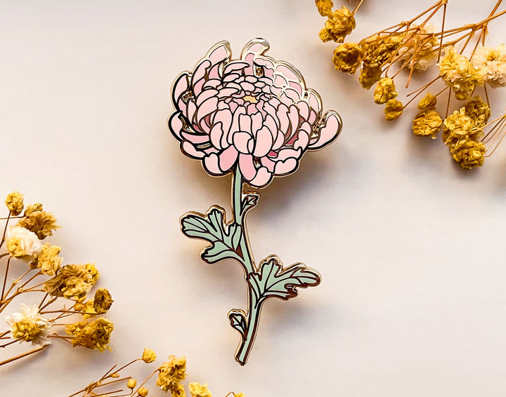 Hardy Garden Chrysanthemum (Chrysanthemum x morifolium) Enamel Pin
