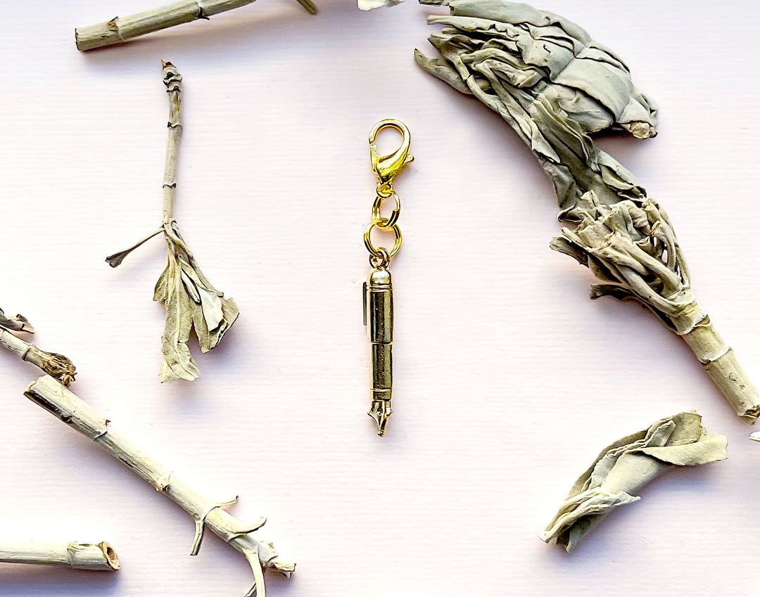 Fountain Pen Metal Glasses Charm