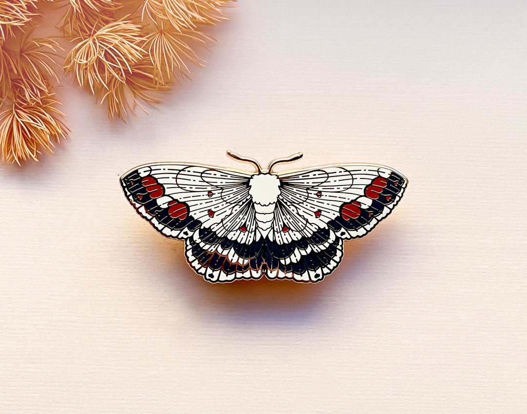 Middle Lace Border Moth (Scopula decorata) Enamel Pin