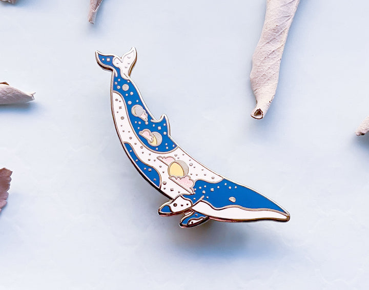 Moons Minke Whale (Lunar Light) Pin