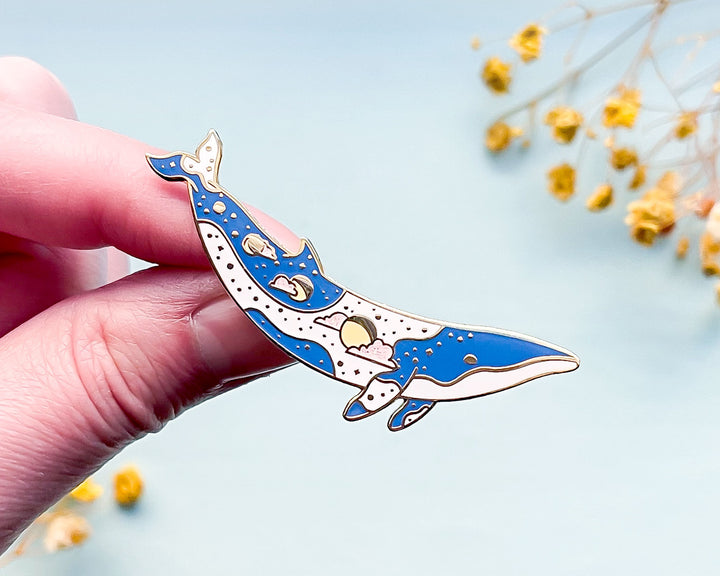 Moons Minke Whale (Lunar Light) Pin