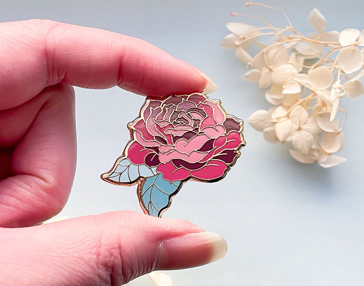 Red Tea Rose Needle Minder