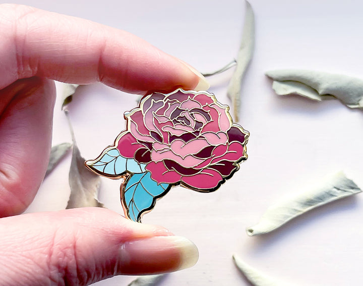 Red Tea Rose Needle Minder