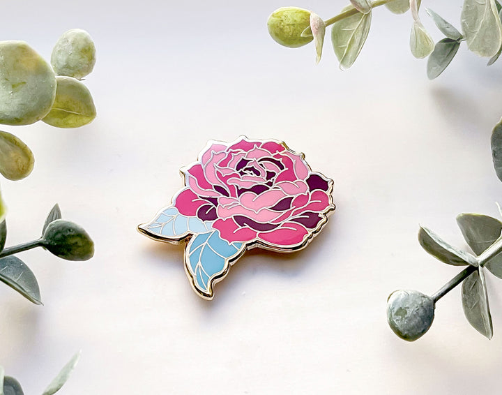 Red Tea Rose Needle Minder