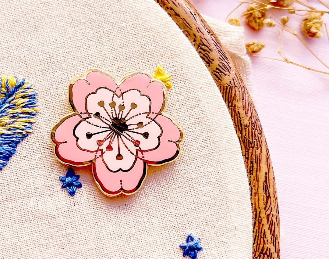 Sakura Flower Needle Minder