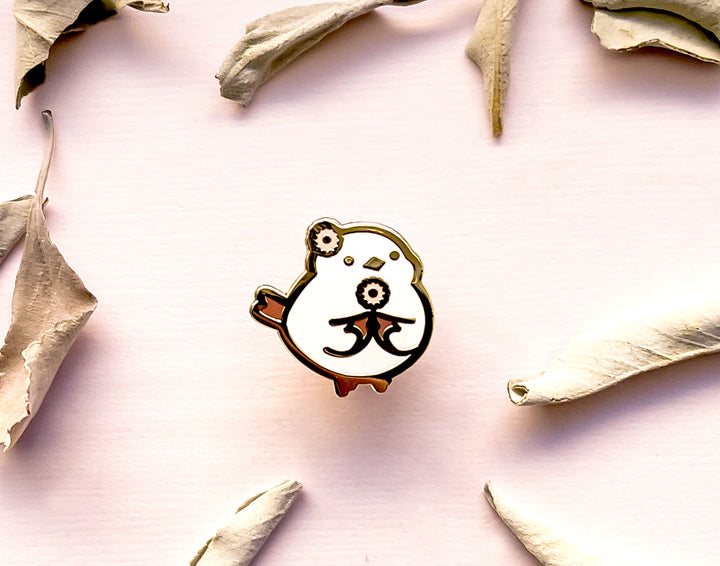 Daisy the Flower Shima Enaga Enamel Pin