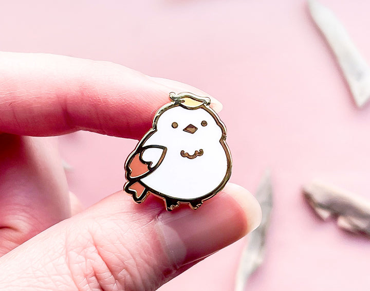 Hinoki the Autumn Leaf Shima Enaga Enamel Pin