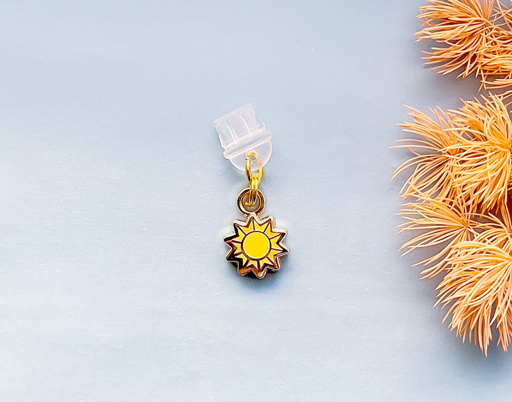 Glorious Sunshine Dust Plug Charm