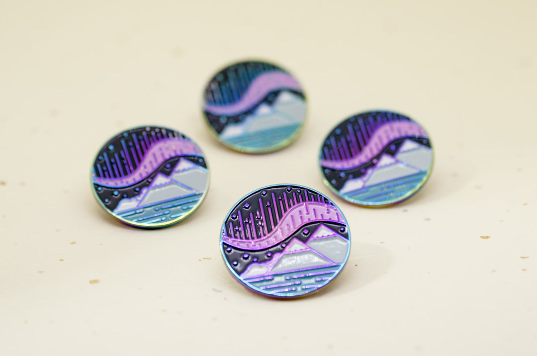 Aurora Borealis Pin (Seconds)