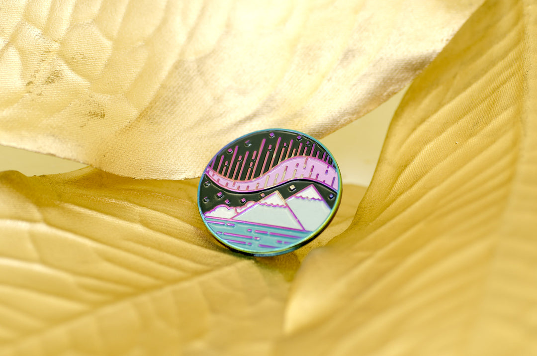 Aurora Borealis Pin (Seconds)