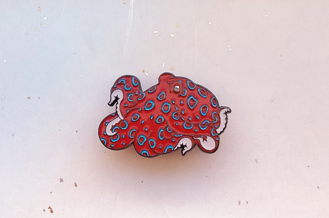 Blue Ringed Octopus Color Changing Enamel Pin