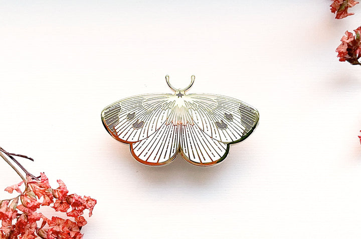 Cabbage Butterfly (Pieris rapae) Enamel Pin