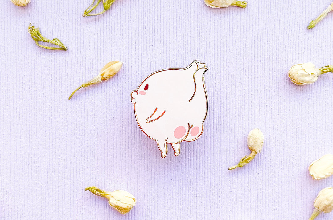 Onion Buns Enamel Pin