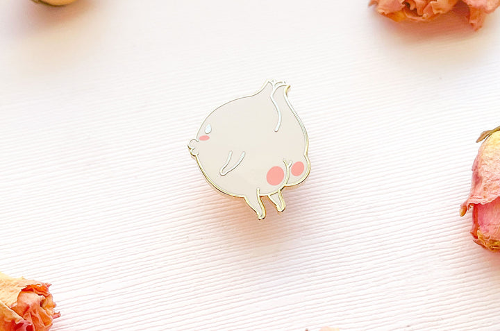 Onion Buns Enamel Pin